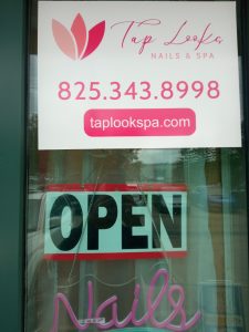 Mobile manicure or pedicure for seniors 1 z5580710121772 1f89876ea5ef7eb9b9703fdced318e13